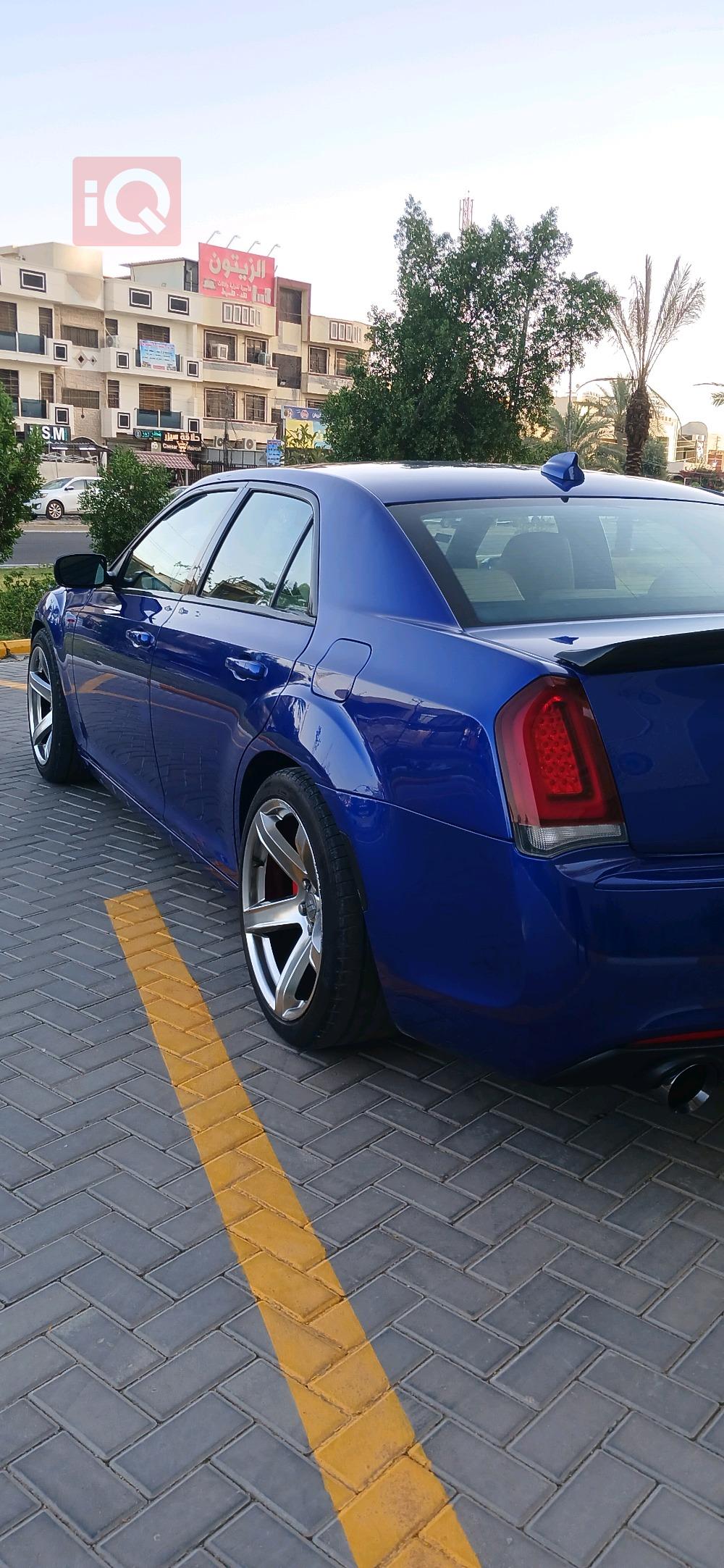 كرايسلر 300